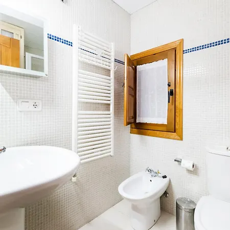 Apartment Precioso Piso En Pleno Centro De Junto A Iglesia De San Matias Granada