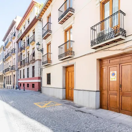 Precioso Piso En Pleno Centro De Junto A Iglesia De San Matias * Grenade